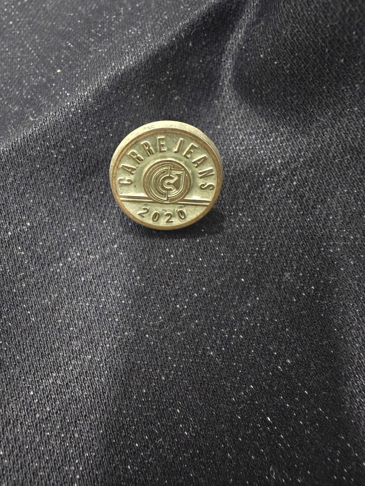 Clothing Shirt Buttons #16